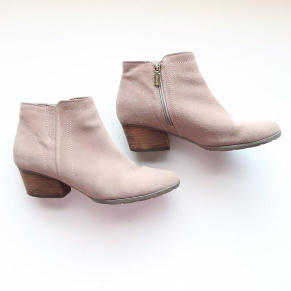 Blondo Taupe Suede Leather Block Heel Waterproof Ankle Boots Booties Size 10 - Picture 13 of 16
